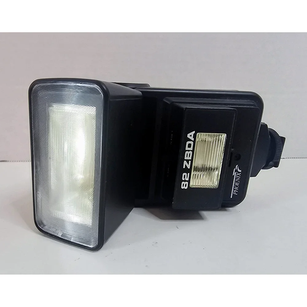 VTG Phoenix 82 ZBDA Camera‎ Flash Photography Speedlight Unit UNTESTED